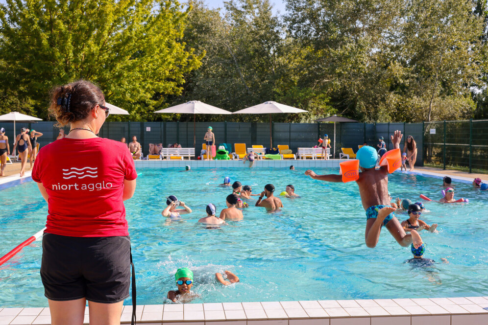 Animations estivales à la piscine Du Châtelet 🌊